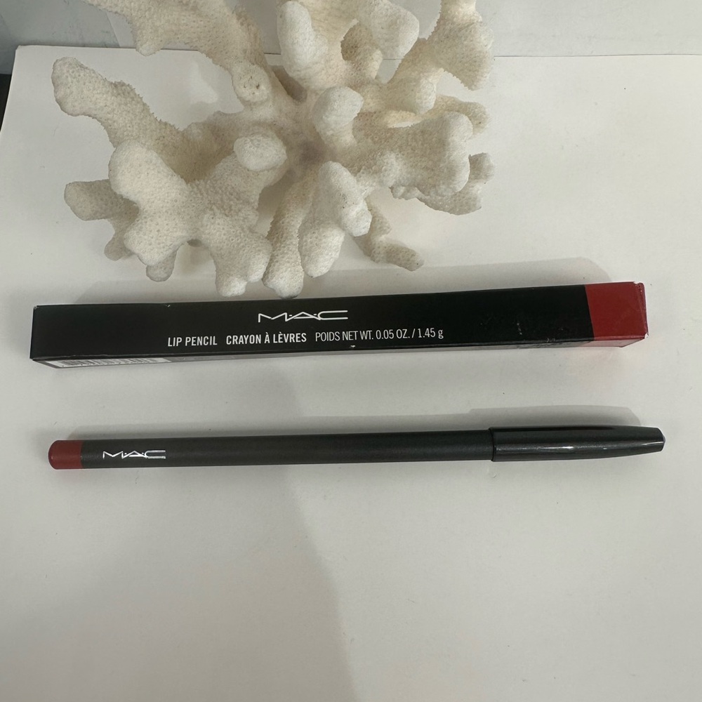 MAC Cosmetics Lip Liner - Bold Red